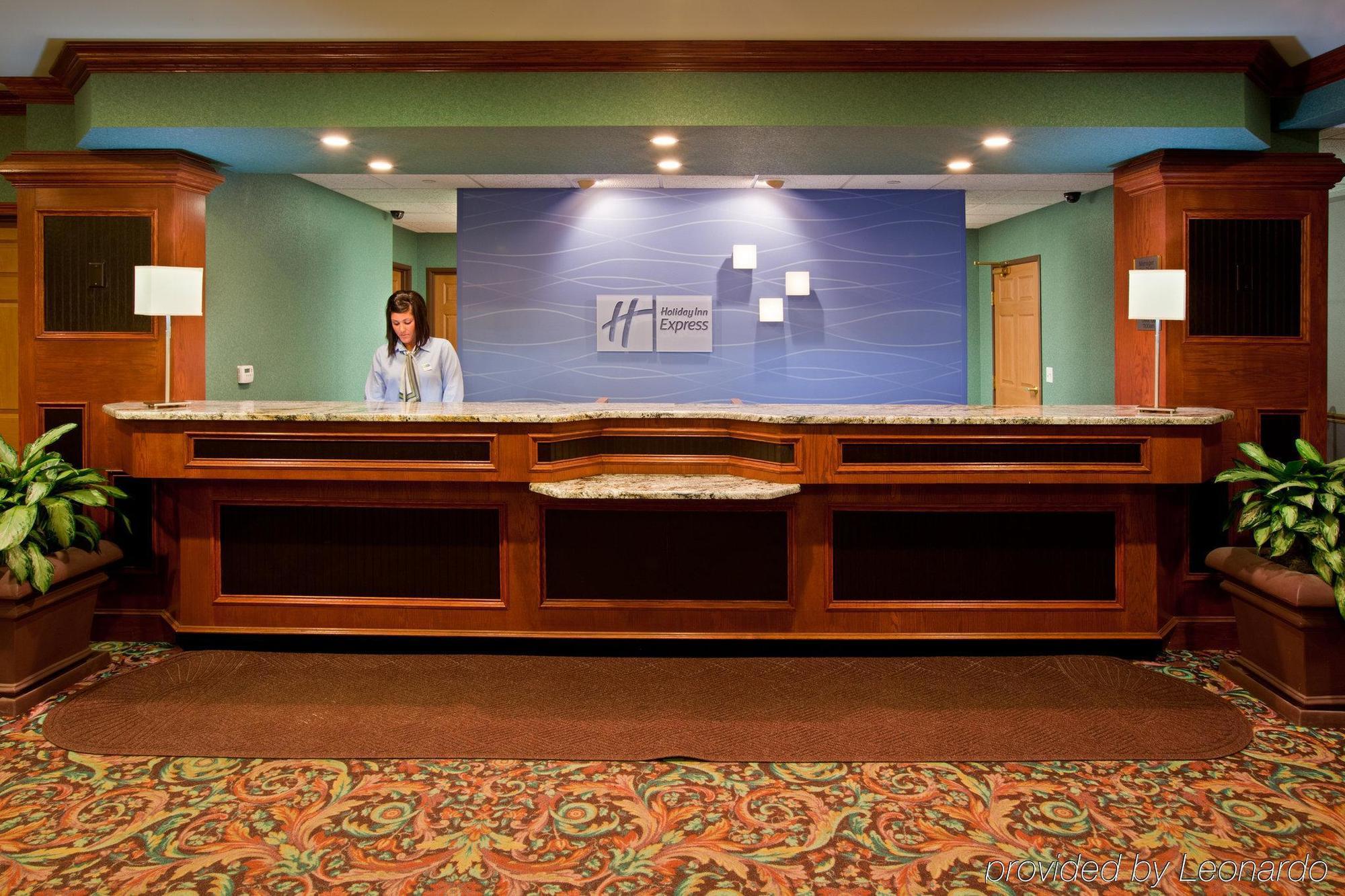 Holiday Inn Express Grand Rapids Southwest, An Ihg Hotel Грандвилл Экстерьер фото